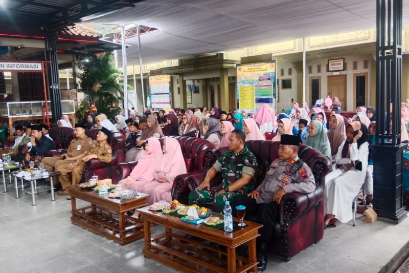 Danramil 09/Bldo Hadiri Pengajian Umum dan Santunan Anak Yatim