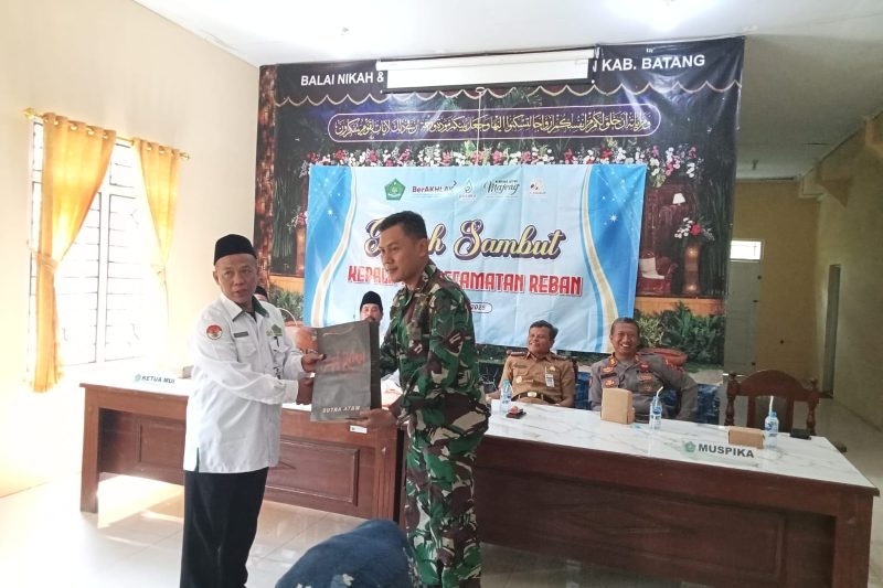 Babinsa Hadiri Acara Lepas Sambut Kepala KUA Kecamatan Reban