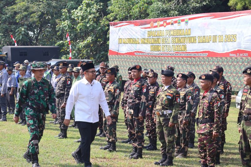 Bupati M. Faiz Kurniawan Buka TMMD Sengkuyung III Desa Plelen