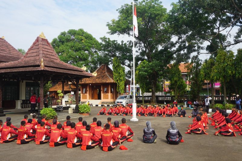 Berikan Semangat dan Motivasi Ke Paskibraka Kabupaten Batang