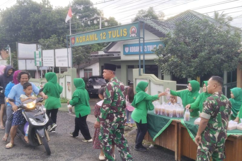 DANRAMIL12 TULIS BERSAMA PERSIT PIMPIM BERBAGI TAKJIL BUKA PUASA