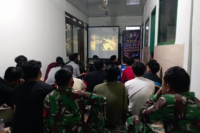 Keseruan Nobar Piala Dunia Babak 8 Besar Spanyol VS Belgia di Korami 06/Tersono